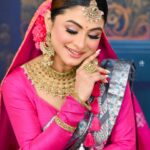 alismita goswami Instagram – 🤍 

Beautiful makeover by @jonalimakeupartist 
Photography @db.photography.official 
Wearing @label_gayatri