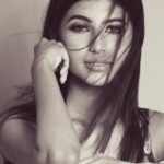 dharshini sudhakar Instagram – You all know me as Dharshini Sudhakar but there’s something more you need to know 

I got mocked by people for being very fat until my 7th grade, later I lost so much weight due to health issues and became so lean. It took me another four years to get a normal healthy body. 

People either told me I’m very fat or I’m very thin, it was always been either of the extremities. Nobody ever told me you’re perfect and that’s when I realised nobody could be perfect any way. 
 
To everyone there,
Thick or thin, tall or short, dark or bright! You’re gonna be the same either way.
it’s okay to be what you’re ❤️ just put up some more confidence on yourself and keep going, how perfect your soul is all that matters in the end ✨