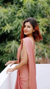 dharshini sudhakar Instagram - Thenmozhi ♥️🦋 !! #random 🎥 @nishaanthshiva #dharshinisudhakar #thenmozhi #dhanush #thiruchitrambalam #tamil #love #saree #rashikhanna #nithyamenon #viral #trending #reelskarofeelkaro