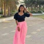 dharshini sudhakar Instagram - Be my sunshine ☀️ Wearing @aa_fashionbees_by_harsha Outfit comes with customised free scrunchies ♥️💯 #dharshinisudhakar #love #sun
