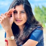 dharshini sudhakar Instagram - 🌊🌄🫶🏼