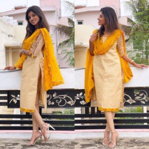 dharshini sudhakar Instagram - Bliss ✨
Outfit : @nyrafashionsss 
Watch : @the_soc_store_
📸 : @sugan_sivasankaran