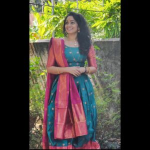 indhu Instagram - My birth date is not just a date to me. Its also my Diaversary. ... I dnt know the date when I was  diagnosed with Type 1 diabetes... Guess the whole family was in shock. So, i celebrate my birthday as my Diaversary too. Soo here's to 27 years living with a dead pancreas and all the issues that come with it. It's been a fun adventurous ride and I refuse to let go of my light.  So here's to another year of ups downs and all the in betweens. Bring it on. 

I'm ready as ready can be. 
Tamasoma Jyothir Gamaya. 

I will always strive to be the light. Enough darkness in this world already. Here's to much love and gratitude to my family, my close buddies and all my well wishers who have in their own ways seen me through. Thankyou all. Positivity, love and light sent to you. 

Let's bring more light into this world. 
Thankyou to the powers above who always made me feel like their child - loved , NVR alone and always protected. 

Live. Laugh. Love. 

🙏🙏💙💙🌼🌼🌼😊😊🤗🤗