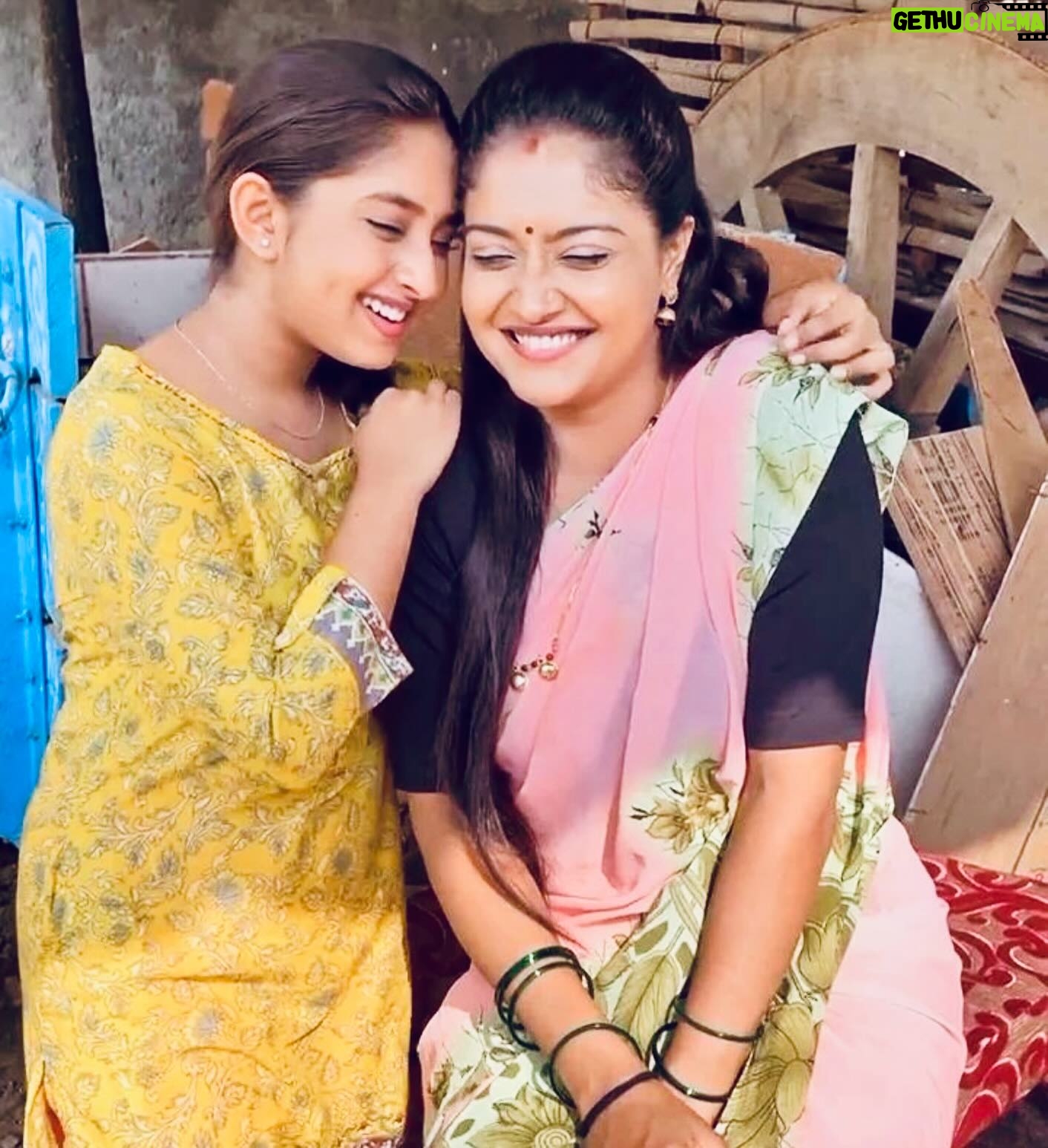 kruttika ravindra Instagram - ♥️ • • #kruttikaravindra #actress #india #instagram #instadaily #instagood #life #love #trending #likeforlikes #kannada #kannadasongs #chitta #movie #kannadathi #bhoomigebandabhagavantha