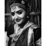 kruttika ravindra Instagram - 😊 • • #kruttikaravindra #actress #india #love #instagood #instagram #life #likeforlikes #follow #picoftheday #photo #portrait #photographer #kannada #kannadathi #karnataka #viral #trending