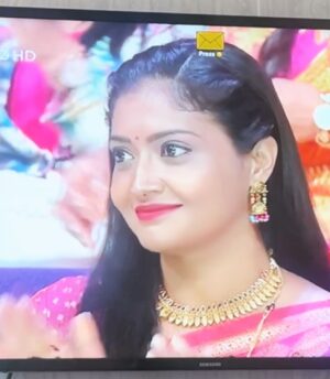 kruttika ravindra Instagram - Zee Kutumba Nomination Event 😇
•
•
#kruttikaravindra #actress #kannada #karnataka #zeekannada #india #love #instagram #instalike #likeforlikes #lifestyle #life #trending #livelovelaugh