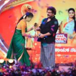 kruttika ravindra Instagram - Receiving the “Best actress” award and standing next to this Legend.. 🙏🏻 One of the best feelings till date ♥️♥️ Blessed.. Thank you @zeekannada ♥️ • • #kruttikaravindra #actress #india #zeekannada #television #instagram #instagood #instadaily #love #kannada #kannadamusically #karnataka #viral #trending #likeforlikes #followforfollowback #life #beauty