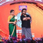 kruttika ravindra Instagram - Receiving the “Best actress” award and standing next to this Legend.. 🙏🏻 One of the best feelings till date ♥️♥️ Blessed.. Thank you @zeekannada ♥️ • • #kruttikaravindra #actress #india #zeekannada #television #instagram #instagood #instadaily #love #kannada #kannadamusically #karnataka #viral #trending #likeforlikes #followforfollowback #life #beauty
