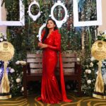 kruttika ravindra Instagram - Keep it simple.. Keep it classy.. ♥️ MUA: @makeoverby_sandhyasuvarna Costume: @arulaa_by_rashmianooprao • • #kruttikaravindra #actress #india #zeekannada #zeekutumbaawards2023 #bhoomigebandabhagavantha #livelovelaugh #karnataka #kannada #instagram #instagood #viral #serial #photooftheday #photography