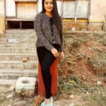 kruttika ravindra Instagram - Don’t try to fit in, Stand Out ✌🏻 • • #kruttikaravindra #actress #india #instagood #instagram #instadaily #likeforlikes #follow #love #friends #kannada #strongwomen #youmatter #kannadathi #trending