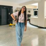 kruttika ravindra Instagram - Dil toh baccha hai ji.. ! • • #kruttikaravindra #actress #india #instagram #instadaily #instagood #likeforlikes #followforfollowback #instalike #viral #trending #love #kannada #karnataka