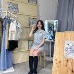 mako Instagram - フリマイベント無事終わりました🪡 来て下さった皆さんありがとうございましたm(_ _)m この服動画で着てたな～とか、どっかで見た事あるな～っていう お洋服達が沢山いたかと思います みんなの手元に残ってまた着てもらえるのがうれしいです 沢山着てね😽 ビーズアクセサリーもあっという間に完売して 作ったかいがありました！うれぴ！ 是非つけてるところ～写真送ってください～ 久しぶりのイベントでしたが、初めて来てくれた方も 何回目かの方もみんなとそれぞれお話ができて楽しかったです😊 みんないい人すぎて、全員幸せで居てね～のきもちです☀️ そして今日からリニューアル後の ブルムン新作アイテムの発売をさせて頂きました！ 前回はユニセックスとして制作してたんですけど 今回からレディースメインでやっていきます！ 販売期間も1週間と期限を設けてたんですが みんなが欲しい時に手に入れられるように 期限なしで置いてもらうことにしましたので サイトはいつもOPENにします🗓🌕 今後のBLUE MOON NIGHTも宜しくお願いいたします！ 今回ワンピースはどちらもソールドアウトで 作ってよかった～と思いました、 他アイテムも残りわずかになっているので是非チェックしてみてください！ これからみんなくれた手紙読む！多分泣いちゃう！