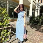 mako Instagram - ブルムン新作item 🌕24 SS collection🪡 item / 003 point mellow onepiece brown・blue バイカラーのラインを効かせたチェックワンピースを作りました！ バストのリボンは可愛いだけではなく 二の腕で結ぶ事で華奢見え効果🪄︎︎ バックはシャーリングになっているので苦しさもなく 少しゆとりがあるバストのサイズ感との対比で かなりスタイルアップできる1枚になりました。 夏にきてほしいとっておきのワンピースです👒