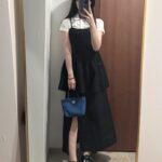 mako Instagram - ブルムン新作item 🌕 24 SS 🪡 01 peplum camisole setup black ・beige インナー次第で1年中使えるペプラムキャミセット作りました！ キャミソールはウエストに太めの切替えを入れて ウエスト位置を高く見せてくれる＆腰回りカバーで スタイルアップ効果◎なシルエットに。 バックスタイルのリボンにときめき要素詰めました🎀 セットでももちろん、！ 別々でも使えるので色んな合わせが出来るかと思います~🪄︎︎ どちらの色もおすすめです……選べないっっ