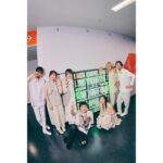 milet Instagram - GREEN LIGHTS 音も私も支えてくれた、愛しのバンドメンバーたち Gt. 野村陽一郎 Ba. 橋本幸太 Dr. 河村吉宏 Key. 藤本藍 Cho. Elley そしてスペシャルゲスト、アリーナをクラブ化させて最高のプレイをしてくれた DJ HiRAPARK 特別で大切な5周年を一緒につくってくれて、心からありがとう！ #milet #milet_GREENLIGHTS