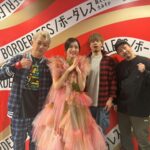 milet Instagram - すこし紅白の思い出写真を見せたいな！ 10-FEETさん。泣 握手までしてもらっちゃいました。苦しいときいつも並走してもらっていたので、ヒーローに会えた気持ちでした。 私の顔が、ただの幸せなファンすぎて。 #NHK紅白 #紅白歌合戦 #10FEET さん #milet