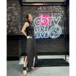 milet Instagram - #CDTVライブライブ 観てくれてありがとう。 「hanataba」初歌唱でした。 この曲、歌うほど切なくなるけど、自分の何かが強くなっていく感じがする。 照明は私のライヴなど参考にして新しい表現にチャレンジしてくださったということで。本当に素敵な光たち！感謝です。 hanataba、聴いてね。 🎧 milet.lnk.to/hanatabaTS 🎞️youtu.be/_Sj2hunOGow #milet_hanataba #アンチヒーロー 主題歌⚖️ #CDTV