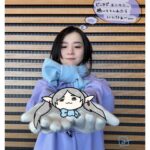 milet Instagram - 1月の #miletの日 です。 ついに明日！ 💿「Anytime Anywhere」リリース💿 本日フラゲ日。 アニメ『葬送のフリーレン』のED「Anytime Anywhere」、特別ED &挿入歌の「bliss」、「Higher」、「Wings」 今までで一番優しくてあったかい心で歌ったEPです。みんなに寄り添えたら、じゃなく、寄り添いたくて書いた曲たち。 いまは3月のアリーナライヴ「GREEN LIGHTS」に向けて走りはじめています。 楽しみがどんどん膨らんでる。 驚かせちゃうからね。 あー、はやく会いたいよ。 去年よりずっとそう思う。 風邪とか気をつけてね。 ごはん食べてね(私もね😛) #フリーレン #frieren #milet_AnytimeAnywhere #milet_GREENLIGHTS 🐅🦩🐍 #milet
