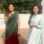 preetha reddy Instagram - Character imitation with Ramya and Preetha 🤩😅 @alya_manasa @rishi_raj_nadigan @deepu_chinky @maansijoshii @preetha_janarthanan @ramyanivas #Iniya #SaregamaTvShows #SunTVSerial #IniyaOnSunTV #SaregamaTVSerial #tamiltvserial