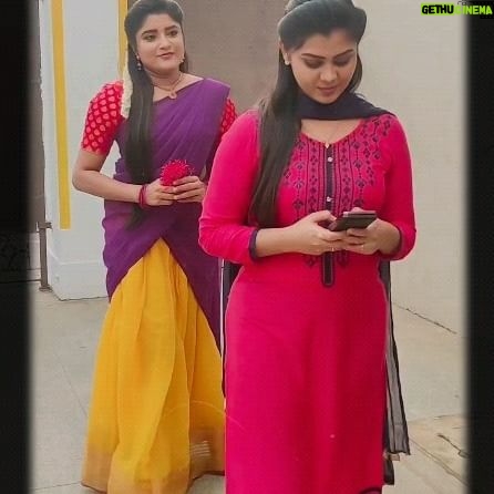 preetha reddy Instagram - Rasavey varuthama 🤣 @im_lailaaofficial @ramyanivas instagood #dailyreels #friendshipgoals #laugh #comedy #funnyvideos #serial#comedy #suntv#friendship#preethareddy #ramyanivas #trending #viral #exolorepage #memes