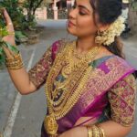 preetha reddy Instagram – Shruthi on dance mode😉

Jewels @jewelhub_chennai 
Saree @chitras_fashion_studio

#shruthi#preethareddy #trending#reelsoftheday
#loveyourself #actresslife #acting #trending #casual #photoshoot#shruthi #exploremore#lovelife#vijaytelevisionserials#siragadikaasai