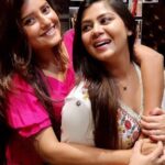preetha reddy Instagram - Crime partner❣️ Edit credits @_manoj_dancer 😊 instagood #dailyreels#dance #laugh #funnyvideos#ramya #preethareddy #friendship#vibing#photooftheday #friendship#preethareddy #ramyanivas #trending #viral #exolorepage #trendingreels