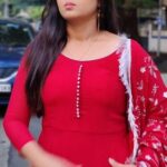 preetha reddy Instagram – Pudikala🤨

Costume @chitras_fashion_studio

#reelsinstagram  #suntvserial#music#sivakarthikeyan #don #vijaytelevisionserials #vijaytv  #suntvserial #iniya #preethareddy #shootgapfun #lovesongs #tamilcinema #romantic #kaatrukuenaveli@suntv