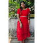 preetha reddy Instagram – Red is not just a color, it’s a mood.

#frock#style#westrerndresses
#postoftheday📷 #dailypost #vijaytvserial #vijaytelevison #shruthi #preetha