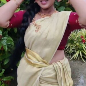 preetha reddy Instagram - 😉😉😉

#loveyourself #love  #serialshooters #serialtime #shooting #selflove #suntv #vijaytelevision #loveyourself #dailyreels#siragadikaasai #traditional