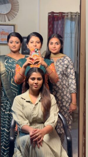 preetha reddy Instagram - #siragadikkaaasai #vijaytv #meena #rohini #shurthi #seetha #mirror #vibes #moves #sa #salma #gomathipriya #preetha #sangeetha #honeyhoney #ayan #surya #tammanah #harris #kvanand #girlsout #girladayout #dance #trending #trendingreels #reelsinstagram #reelitfeelit #reelkarofeelkaro #thegirls #friendsforever