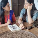 preetha reddy Instagram - Tag ur confident ha thappa pesaravaga🤣 #instagood #dailyreels#comedy #friendshipgoals #laugh #comedy #funnyvideos #serial#comedy #suntv#friendship#preethareddy #trending #viral #exolorepage #memes