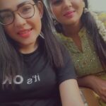 preetha reddy Instagram - When we don't have time to meet.. We just call🫂❤️ Wait till end😁 #instagood #dailyreels #friendshipgoals #laugh #comedy #funnyvideos #serial#parithabangal #suntv#friendship#preethareddy #trending