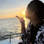 preetha reddy Instagram - Do what makes you happy 😁 #loveyourself #beachvibes #pondycherry #friendship #teamouting #alone #laugh #shruthi #acting#serials #trip #happy