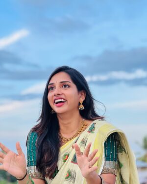 sai Dhanya Instagram - Some onam vibes 

#keralasaree #kerala #onam #biggboss #saree #traditional