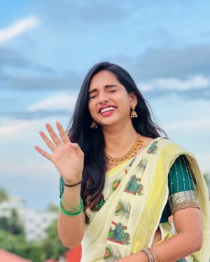 sai Dhanya Instagram - Some onam vibes 

#keralasaree #kerala #onam #biggboss #saree #traditional