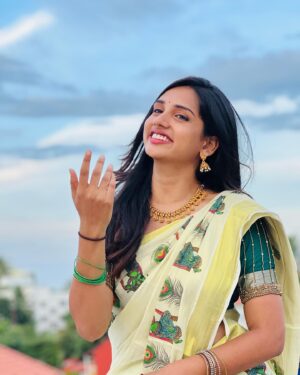 sai Dhanya Instagram - Some onam vibes 

#keralasaree #kerala #onam #biggboss #saree #traditional