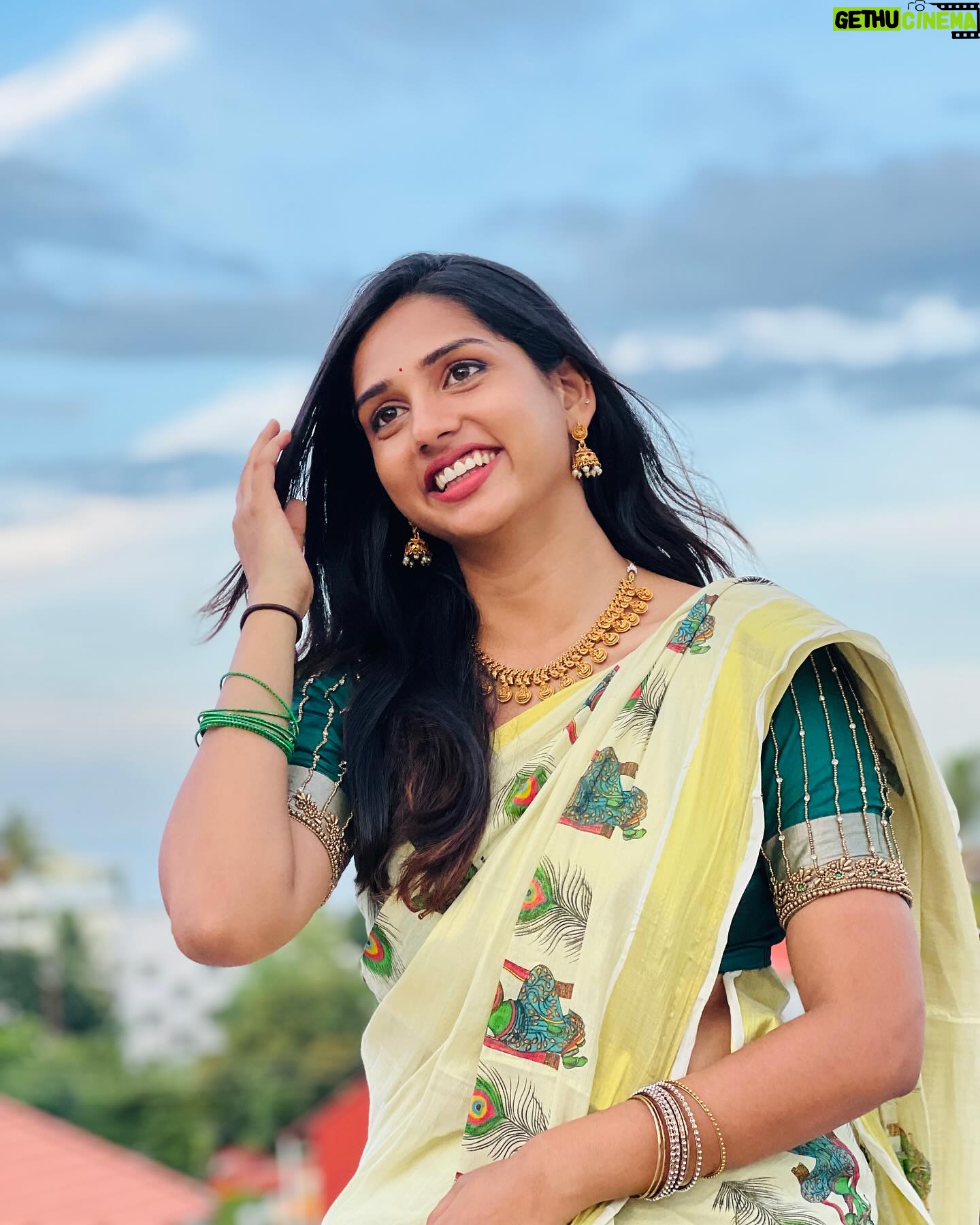 sai Dhanya - 28.4K Likes - Some onam vibes
#keralasaree #kerala #onam #biggboss #saree #traditional