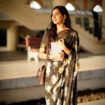 sai Dhanya Instagram - Wow this song✨@abbyv #indian2 #neelorpam #train #photography