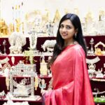 sai Dhanya Instagram - Golu 🌟@challani_house_of_silver #silver #golu #dussehra #red #saree #traditional #weekend #saraswati_puja #silver_golu #dhanyaa #sai_dhanyaa