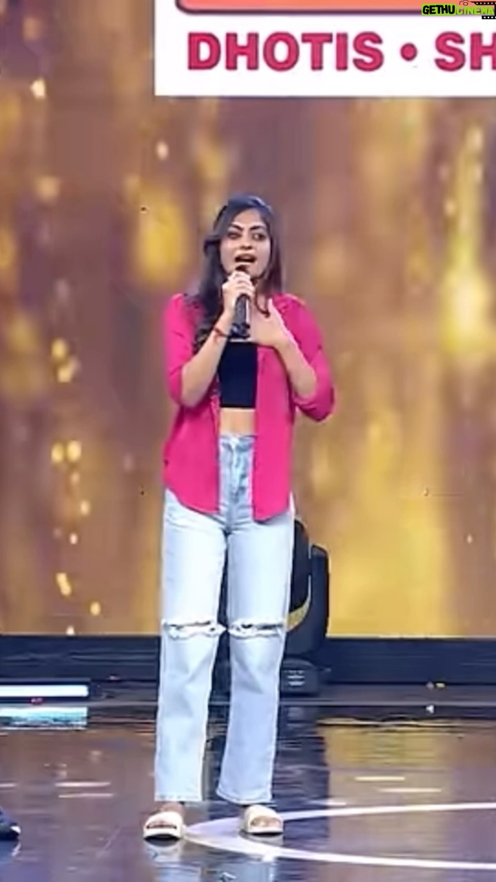 sree priya - 89.5K Likes - thnx for the cutest sendoff team @etvdheeofficial ♥️ #dheejourneyvideo
Foreva greatful to @mallemalatv for encouraging genuine talent 👏
Judges : @sekharmaster @pranitha.insta master & mam ua the people vth bunch of positivity , such a sweethearts u are ✨🫂
Host : @that_actor_nandu & aadhi thnx for alwayss boosting me vth ua suggestions 🥰
Chreographr : @venkat_master_555 tqq so mch for motivating & making me a good dancer 🤗
Asst choreo : @yash_dancer4 yashhh ..thnx alot for making me do it vth perfection 😍 & my boysss thnku for all ua spprt 🤗
Contestants : @swethaa_naidu @jaswanth_jessie @maheshwarivaddi @saathwik.somalanka @sahrudafruity @sunandhamalasetti_official @actoraadarshofficial @iamrocky1001 @varshini_arza had a super duper memories vth u loveliesss 🫶
Wonderful journey vth all the choreographrs 😍
Last but not the least .. the direction departmnt .., so sweet u guys are ♥️ director manikanta garu & @socalled_shashi garu tq for spprt 🤗
& to the whole managmnt , technicians & editors 👏🙏