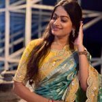 sree priya Instagram - 🫶✨ Saree with stritched blouse by @swapnaboutique quality 💯
