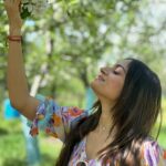 sree priya Instagram - 🕊️🍎 Comment down ua fav pic ..? 👇🏻 . . Outfit : @labelmacara