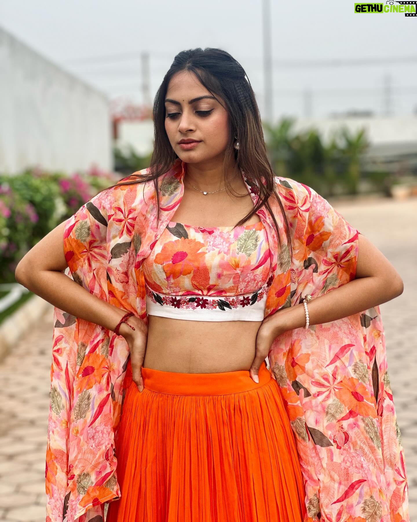 sree priya Instagram - 🧡 . . Wearing : @labelmacara