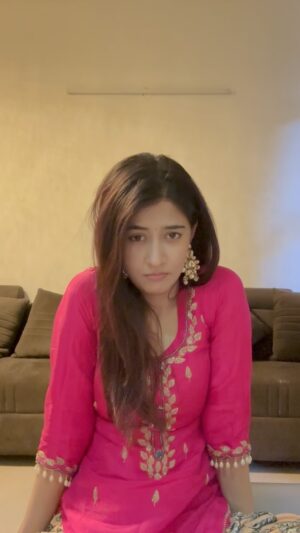 upma Sharma Instagram - 😁Uff

#upmasharma #upmasharmaofficial