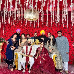 upma Sharma Instagram - Wishing you nothing but a lifetime of love. 😘❤️ @chakshukotwal ❤️❤️

#bestbride 
#upmasharma #upmasharmaofficial #chakshukotwal #happymarriedlife
