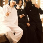 yama Instagram - ASIA tour “thanks for waiting” クアラルンプールを皮切りにシンガポール、マニラ、バンコク、台北と異文化に触れながらお客さんと触れあえて、現地の熱を存分に感じられた。またアジアツアーしたいな photo by @miraiuejo