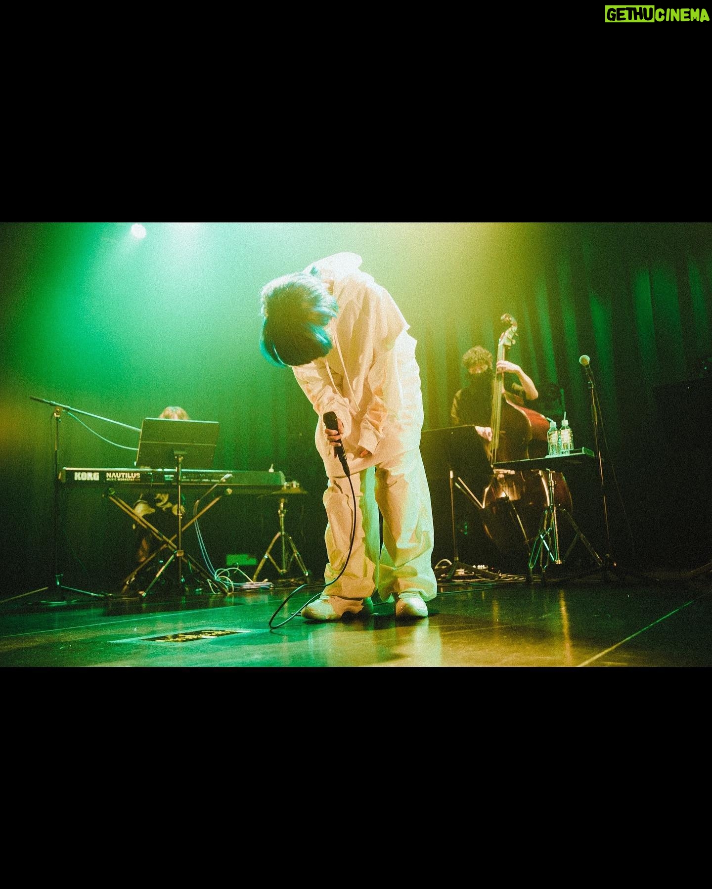 yama Instagram - yama acoustic live tour 2023 「夜と閃き」 2023.05.12 GORILLA HALL OSAKAにて 最終日。 凝縮されていく音と こぼれ出る言葉は しみるようにとけていった 見上げた景色は 確かに閃いていた。 短いツアーだったけれど 沢山の愛情を頂きました ありがとう。 また会おう photo by @yamada_mphoto #夜と閃き #yama