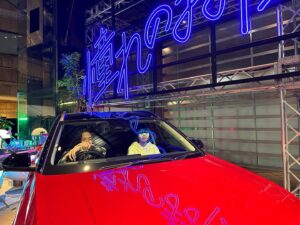 yama Instagram - キタニさんとのライブ楽しかった
「憧れのままに」
たくさん聴いてくださいな

運転再開するか……

#KONA