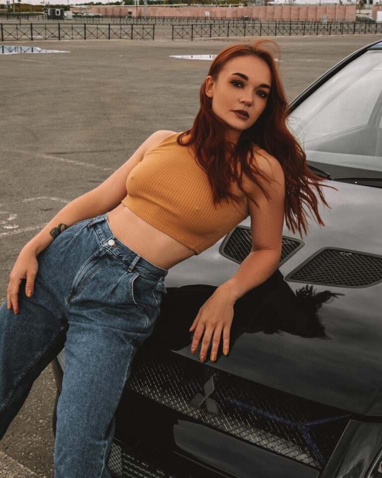 Actress Яна Сотова HD Instagram Photos and Wallpapers April 2024
