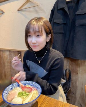 田所梓 Instagram - 結構前ですがTeam8thでラーメン🍜美味しかった〜！
南ちゃんがたくさん写真撮ってくれた！

#azusatadokoro 
#tadokoroazusa
#田所あずさ
#ミリアニ
#ラーメン
